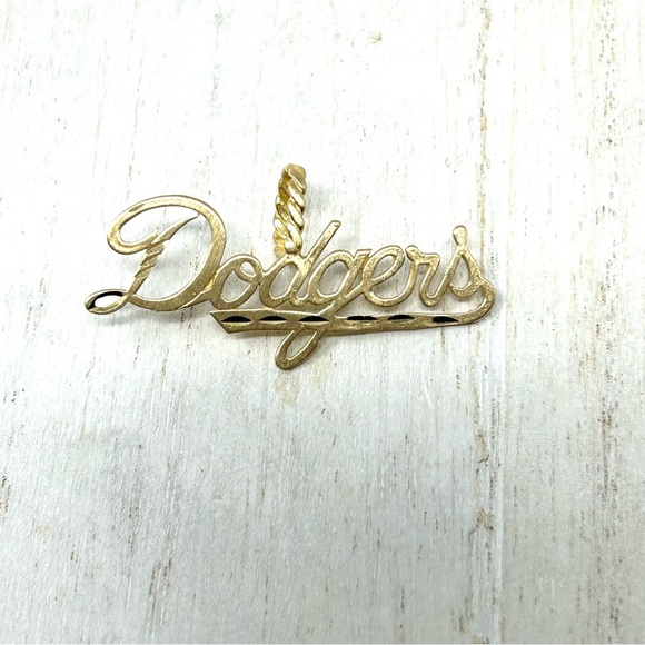 L.A. DODGERS 14K solid script logo pendant by Michael Anthony, NWOT - Picture 8 of 15